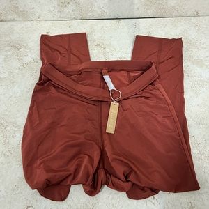 Skims sheer, hosiery intimates..